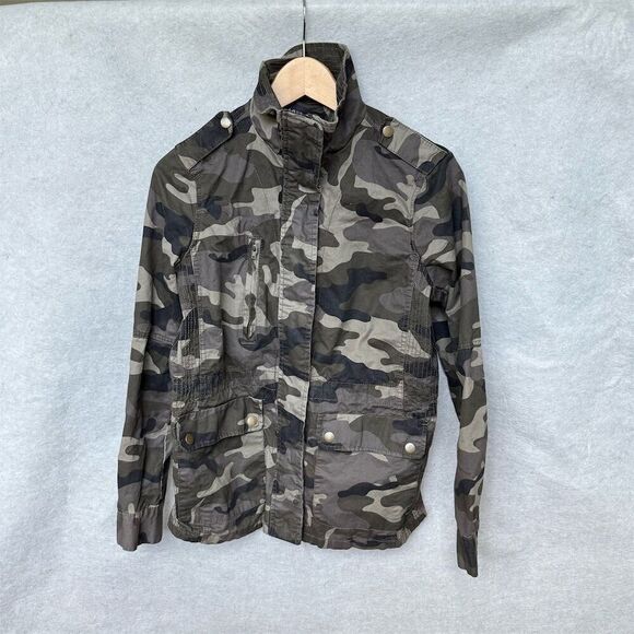 Love Tree Women's Camouflage Military Army Jacket Green Size M Snap Closure - Picture 1 of 7